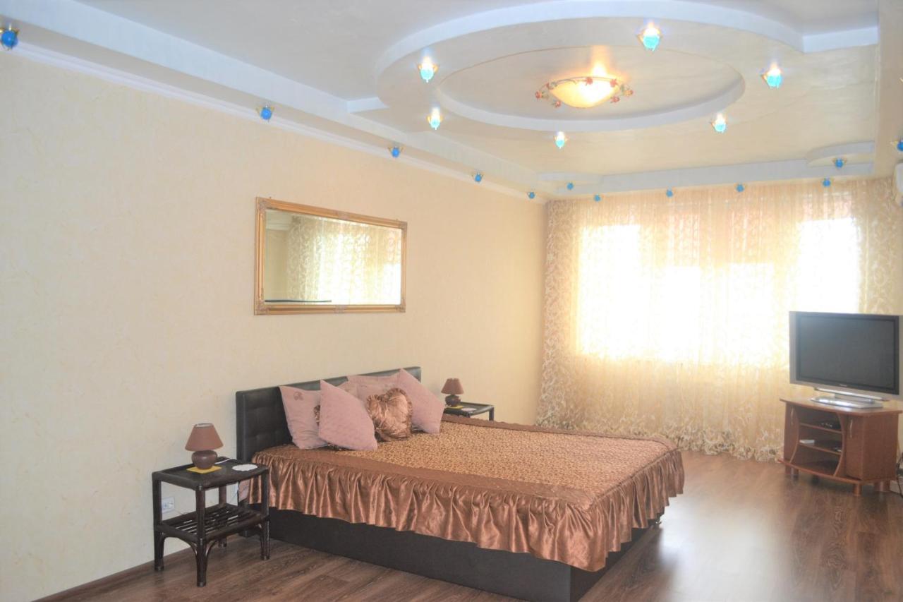 Luxcityapart On Olievskaya เคียฟ ภายนอก รูปภาพ